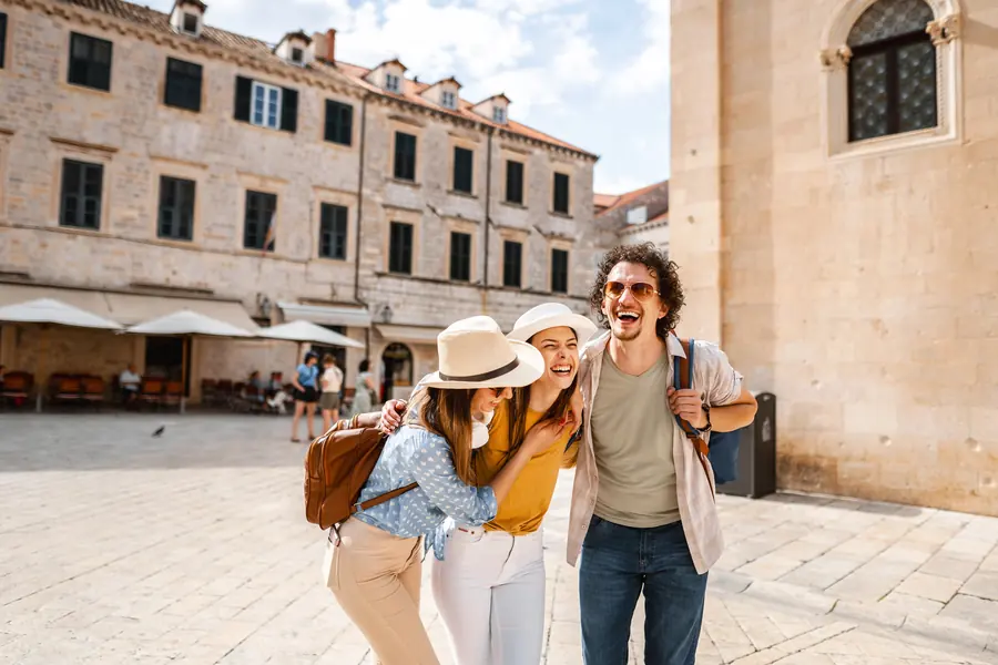 Living overseas and investing in Australian property